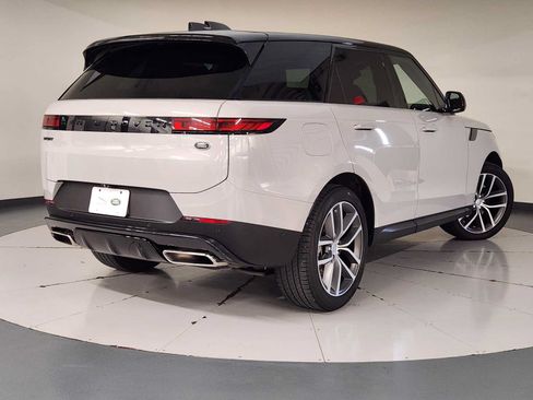 Used 2023 Land Rover Range Rover Sport SE AWD/4WD image 2