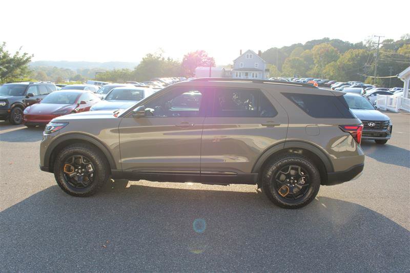 Used 2026 Ford Explorer Tremor AWD/4WD image 4