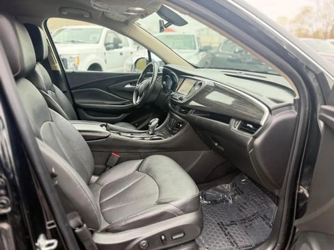 Used 2017 Buick Envision Essence FWD image 11