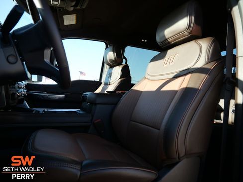 Used 2026 Ford F450 King Ranch w/ FX4 Off-Road Package image 19