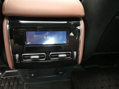 Used 2025 Lincoln Aviator Reserve w/ Equipment Group 201A AWD/4WD image 20