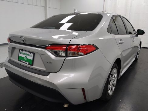 Used 2024 Toyota Corolla LE image 9