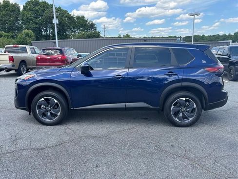 Used 2025 Nissan Rogue SV FWD image 23