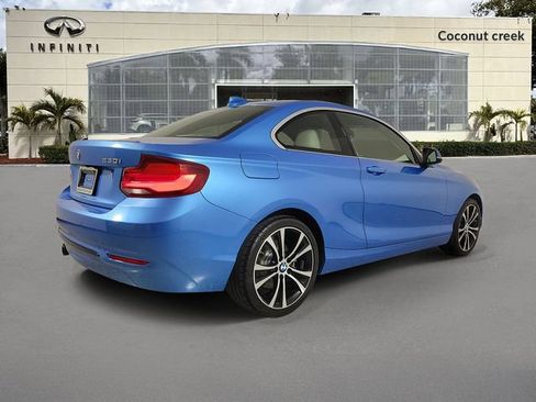 Used 2020 BMW 230i Coupe w/ Convenience Package RWD image 4