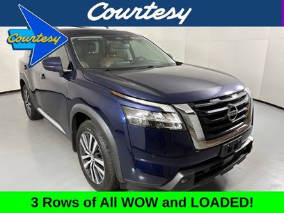 Used 2022 Nissan Pathfinder Platinum w/ Cargo Package