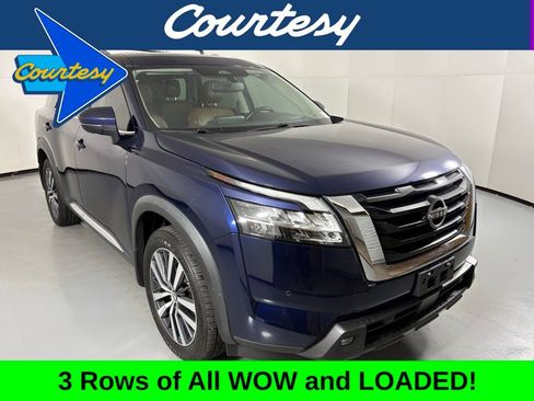 Used 2022 Nissan Pathfinder Platinum w/ Cargo Package image 1