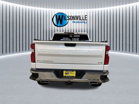 Used 2022 Chevrolet Silverado 1500 LTZ w/ Z71 Off-Road Package AWD/4WD image 5