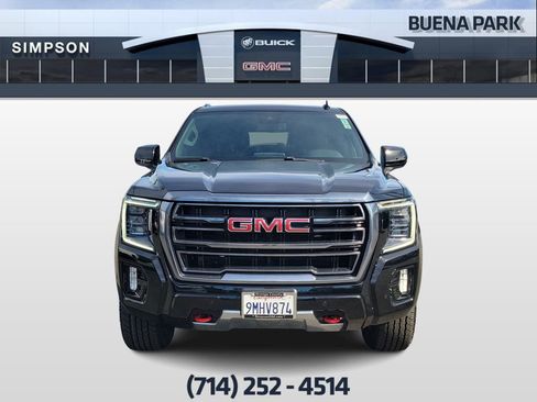 Used 2023 GMC Yukon XL AT4 image 3