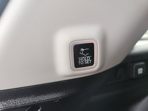 Used 2023 Jeep Grand Cherokee Limited w/ Trailer Tow Prep Group (B) image 20