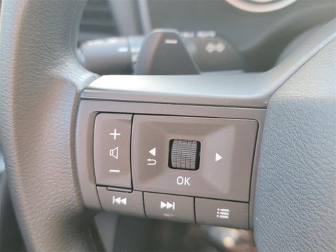 Certified 2025 Nissan Rogue S image 18