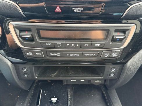Used 2025 Honda Ridgeline Black Edition image 26