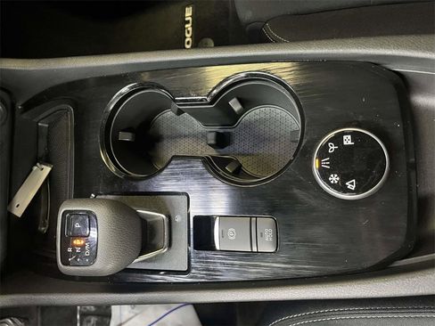 Certified 2023 Nissan Rogue S image 20