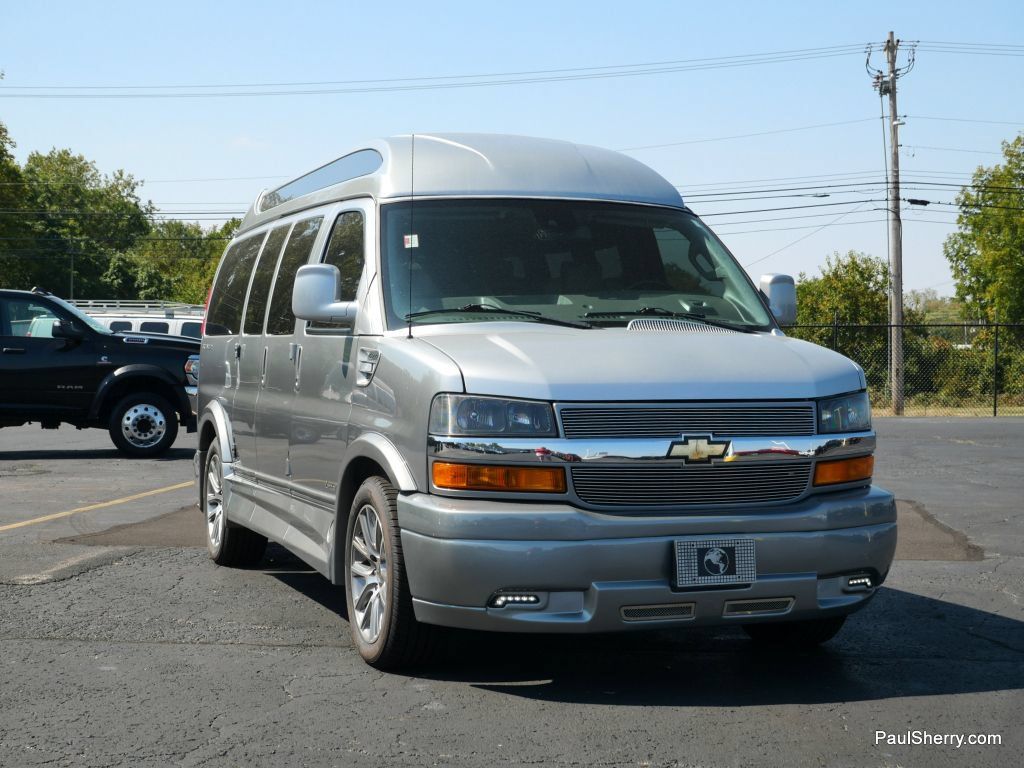 Used 2021 Chevrolet Express 2500 LS w/ Enhanced Convenience Package RWD image 21