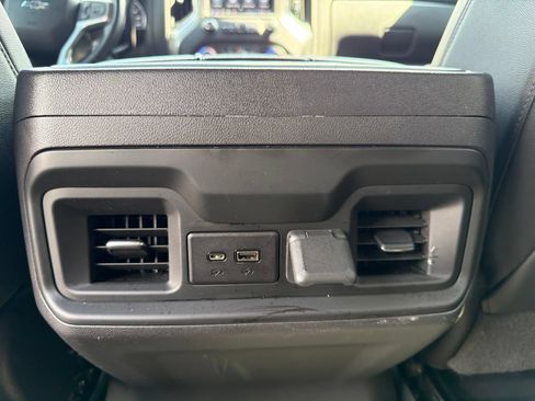 Used 2021 Chevrolet Silverado 1500 LT Trail Boss w/ Convenience Package II AWD/4WD image 17