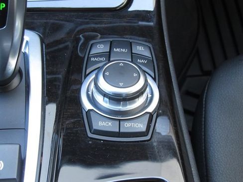 Used 2012 BMW 528i xDrive Sedan AWD/4WD image 31