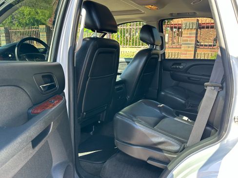 Used 2014 Chevrolet Tahoe LTZ image 7