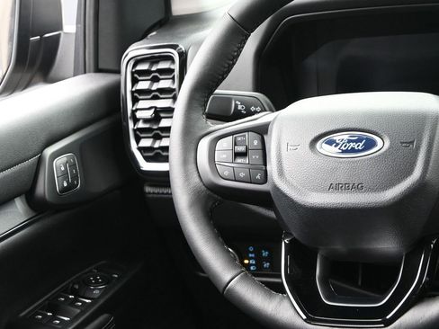 New 2025 Ford Ranger Lariat w/ Convenience Package image 28