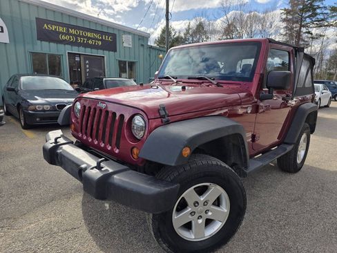 Used 2012 Jeep Wrangler Sport AWD/4WD image 2