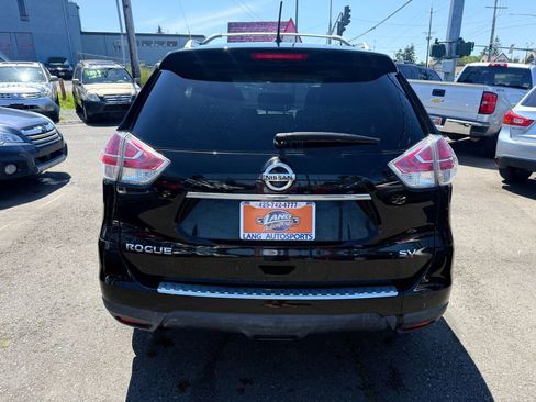 Used 2016 Nissan Rogue SV FWD image 5