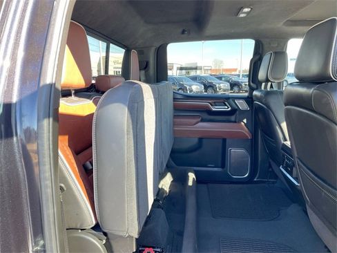 Used 2025 GMC Sierra 1500 Denali Ultimate image 17
