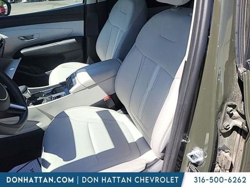 Used 2025 Hyundai Tucson SEL FWD image 3