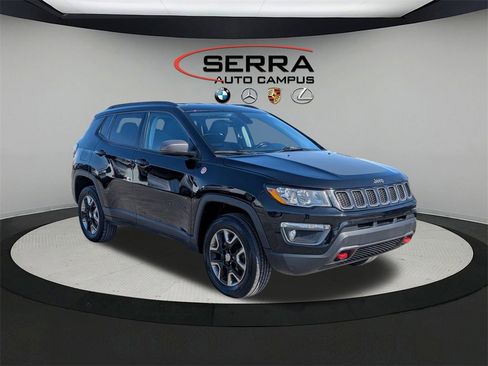 Used 2017 Jeep Compass Trailhawk w/ Navigation Group image 11