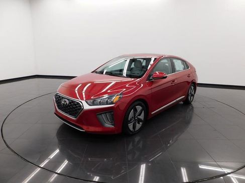 Used 2022 Hyundai Ioniq SEL image 4