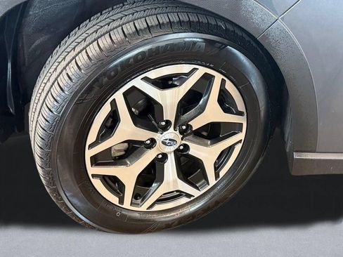 Certified 2023 Subaru Forester Premium AWD/4WD image 19