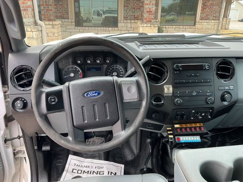 Used 2015 Ford F250 XL w/ Power Equipment Group AWD/4WD image 11