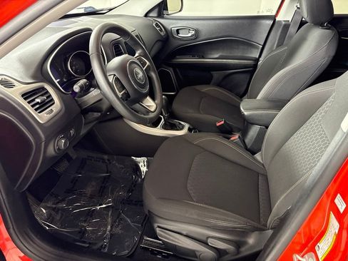 Used 2020 Jeep Compass Sport AWD/4WD image 24