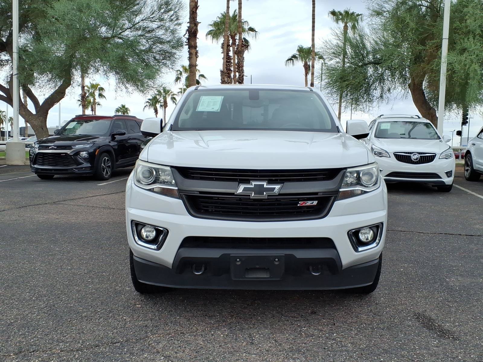 Used 2018 Chevrolet Colorado Z71 AWD/4WD image 2
