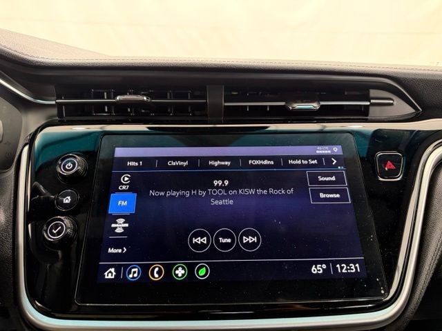 Used 2022 Chevrolet Bolt LT w/ Infotainment Package FWD image 31