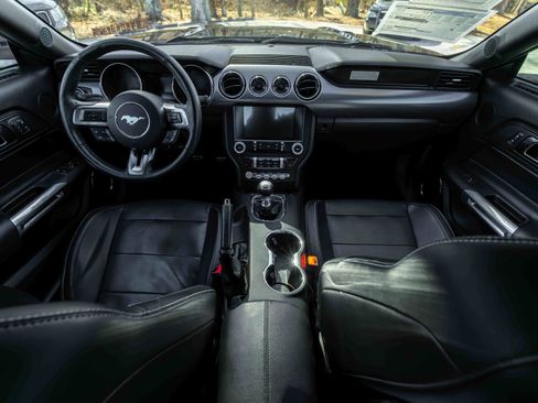 Used 2017 Ford Mustang GT Premium w/ GT Performance Package image 5