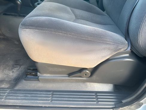 Used 2007 GMC Sierra 2500 SLE w/ Heavy-Duty Power Package image 10