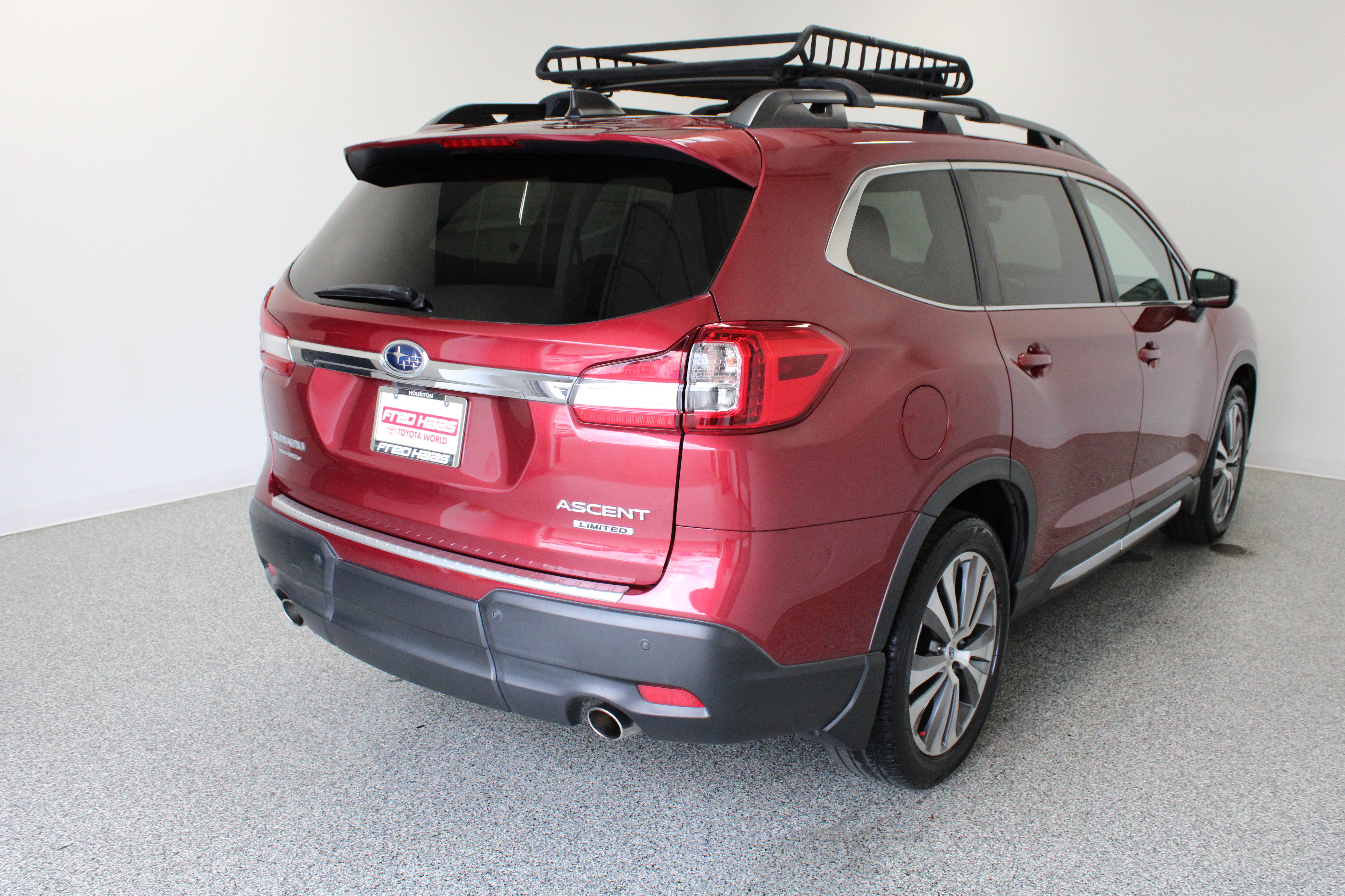 Used 2021 Subaru Ascent Limited w/ Technology Package AWD/4WD image 7
