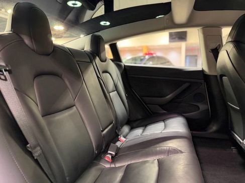 Used 2022 Tesla Model 3 Performance image 22