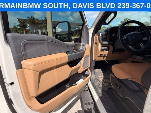 Used 2024 Ford F250 Lariat w/ Tremor Off-Road Package AWD/4WD image 32