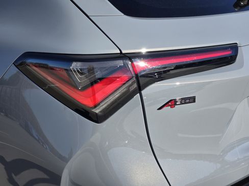 Certified 2025 Acura ADX A-Spec image 18