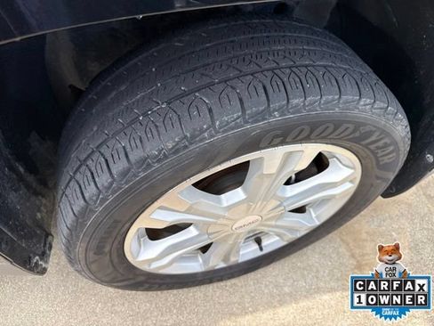 Used 2017 GMC Terrain SLT w/ Open Road Package FWD image 10