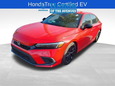 Used 2023 Honda Civic Sport image 3
