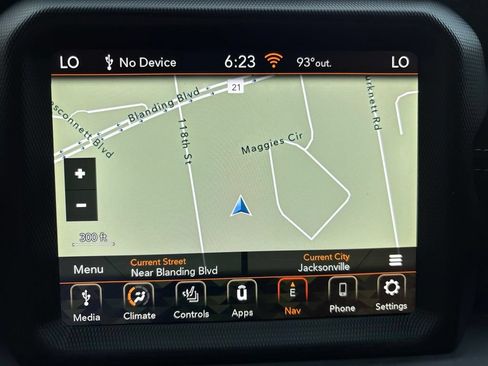 Used 2022 Jeep Wrangler Unlimited Sahara w/ Cold Weather Group AWD/4WD image 7
