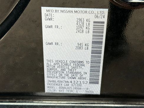 Used 2024 Nissan Altima 2.5 SV FWD image 28