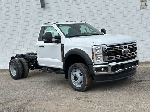 New 2026 Ford F450 XL w/ XL Chrome Package AWD/4WD image 24