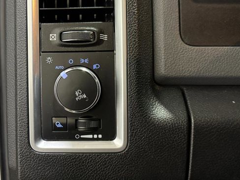 Used 2014 RAM 2500 Lone Star RWD image 26