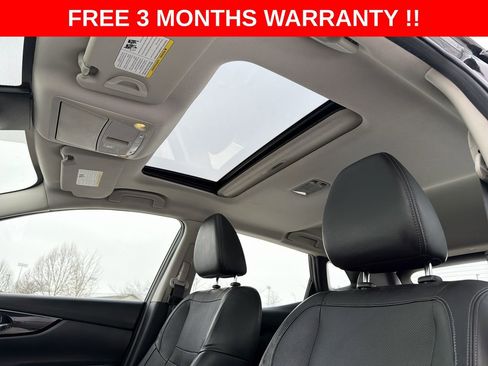 Used 2019 Nissan Rogue Sport SL w/ Premium Package image 21