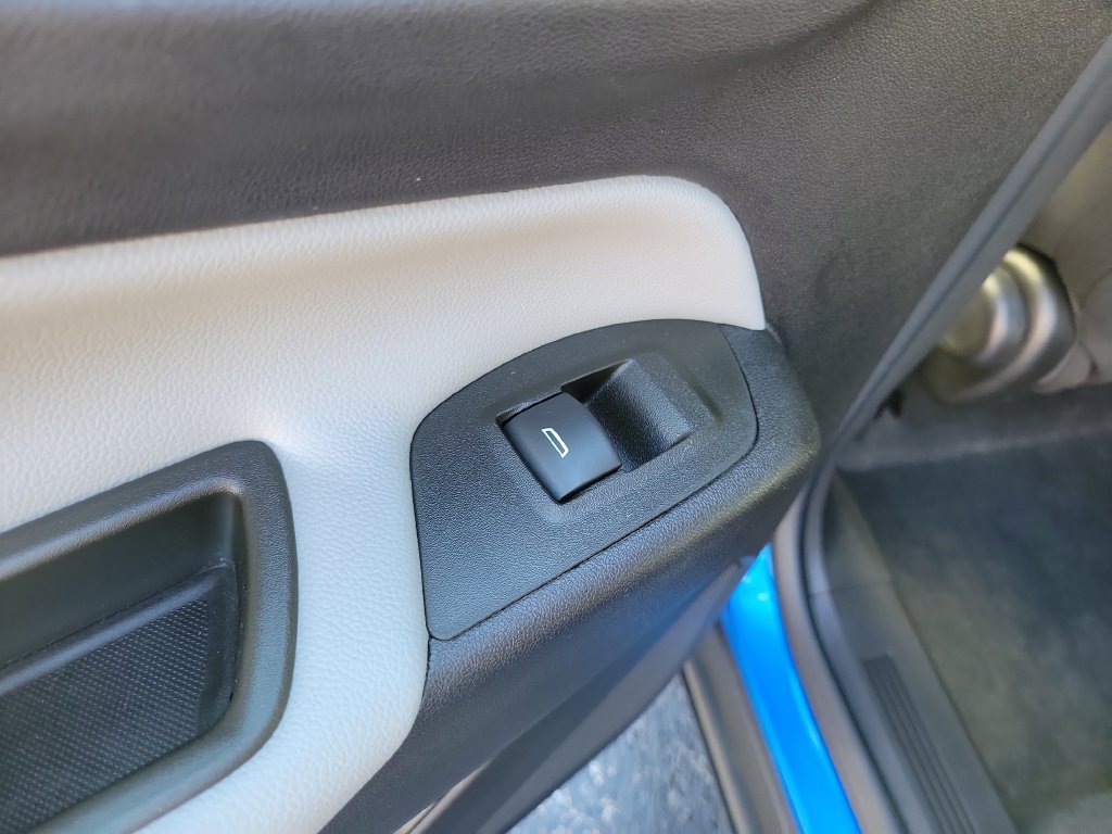 Used 2024 Chevrolet Equinox LS w/ Driver Confidence II Package FWD image 19