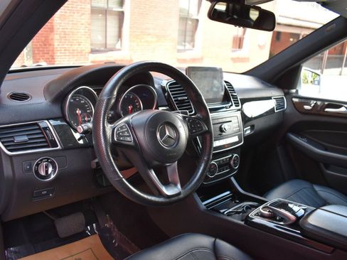 Used 2019 Mercedes-Benz GLS 450 4MATIC image 13