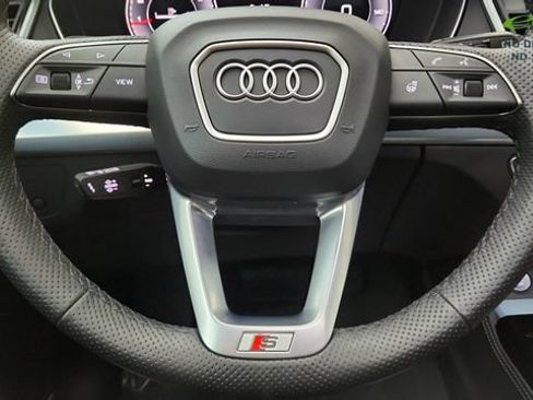Used 2025 Audi Q5 2.0T Premium Plus w/ Premium Plus Package AWD/4WD image 44