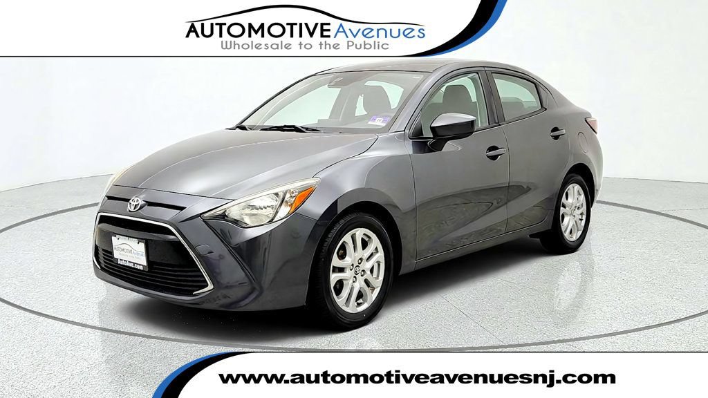 Used 2017 Toyota Yaris iA FWD image 1