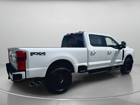 New 2025 Ford F250 Lariat w/ Lariat Ultimate Package image 32